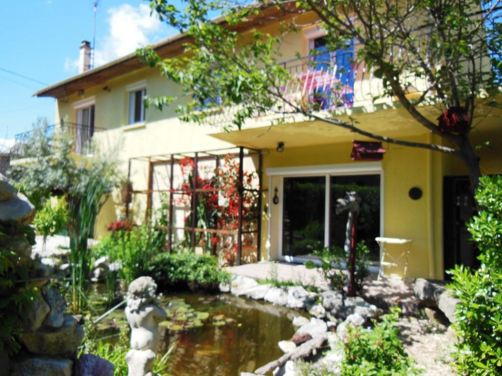 O Doux S'Home Ledenon Exterior photo
